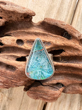 Load image into Gallery viewer, Bridewell Stone Ring - Size 8.5