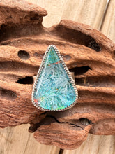 Load image into Gallery viewer, Bridewell Stone Ring - Size 8.5