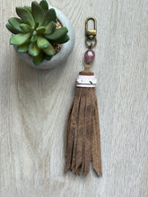 Load image into Gallery viewer, Handmade Fawn Brown and Rose Quartz Leather Clip Tassel Keychain
