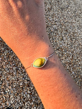 Load image into Gallery viewer, Adjustable 8&quot; Hubei Turquoise Sterling Silver Snake Chain Bracelet

