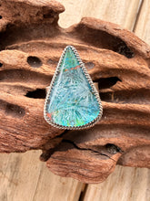 Load image into Gallery viewer, Bridewell Stone Ring - Size 8.5
