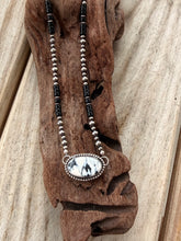 Load image into Gallery viewer, White Buffalo and Onyx Beaded Necklace
