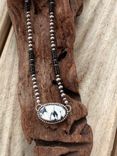 Load image into Gallery viewer, White Buffalo and Onyx Beaded Necklace
