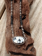Load image into Gallery viewer, White Buffalo and Onyx Beaded Necklace
