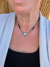 Load image into Gallery viewer, White Buffalo and Onyx Beaded Necklace
