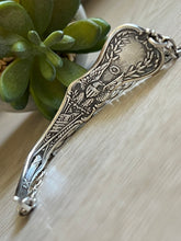 Load image into Gallery viewer, Handmade Vintage Up-Cycled Sterling Silver Souvenir State Spoon Bracelet KENTUCKY

