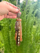 Load image into Gallery viewer, Interchangeable Concho Tassel Bag Charm
